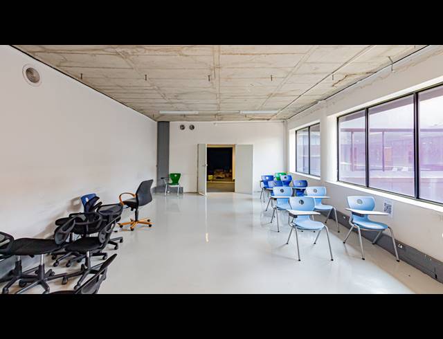 790M² OFFICE TO LET IN FERNDALE